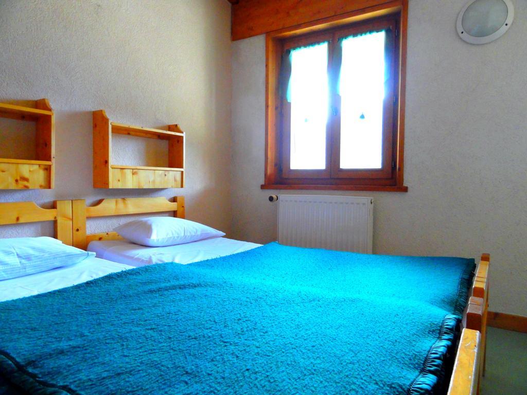 Chalet La Source Hotel Saint-Nicolas-la-Chapelle  Habitación foto