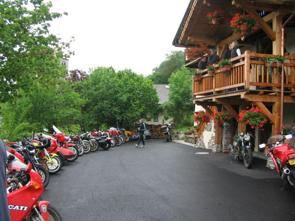 Chalet La Source Hotel Saint-Nicolas-la-Chapelle  Exterior foto